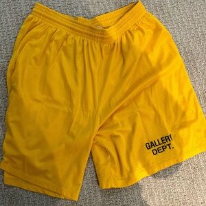 Gallery Dept basketball shorts